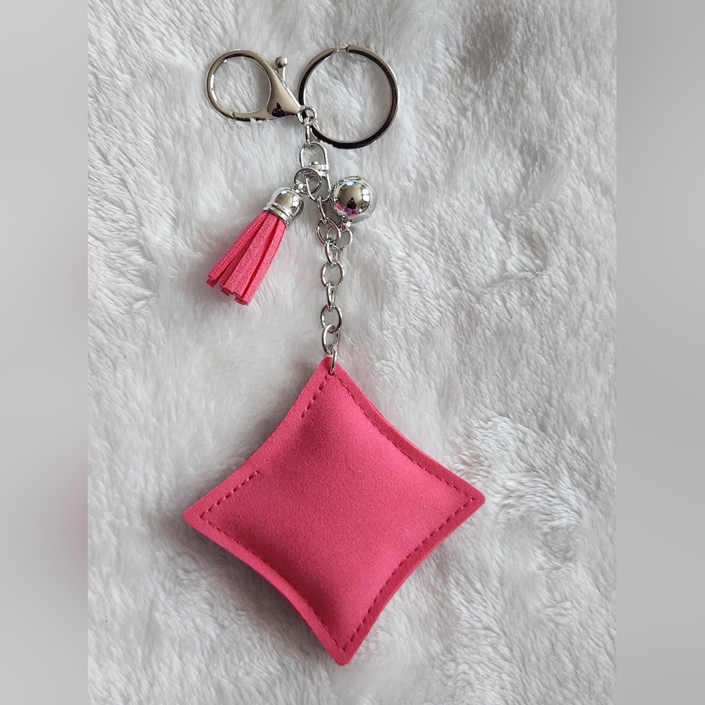 Pink Designer Keychain Set Luxury Iconic Logo Bag Charm Set - Picture 4 of 10